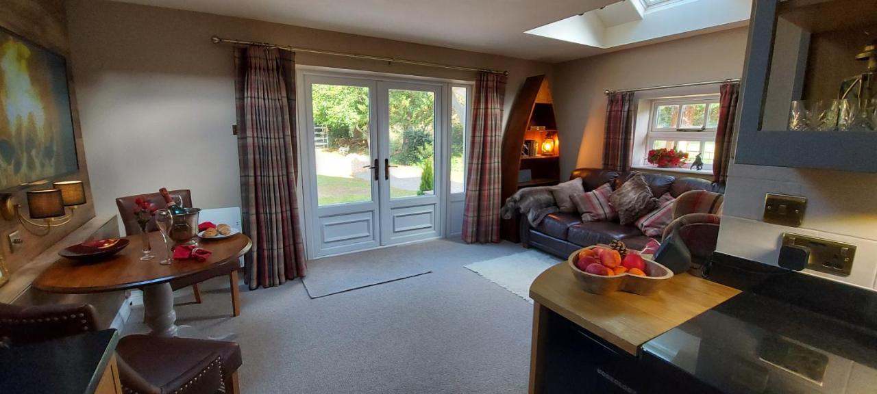 Glyn Isa Country House B&B And Self Catering Apartments Conwy Buitenkant foto