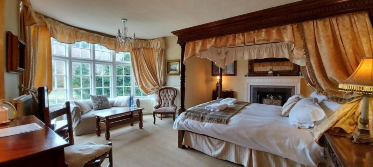 Glyn Isa Country House B&B And Self Catering Apartments Conwy Buitenkant foto