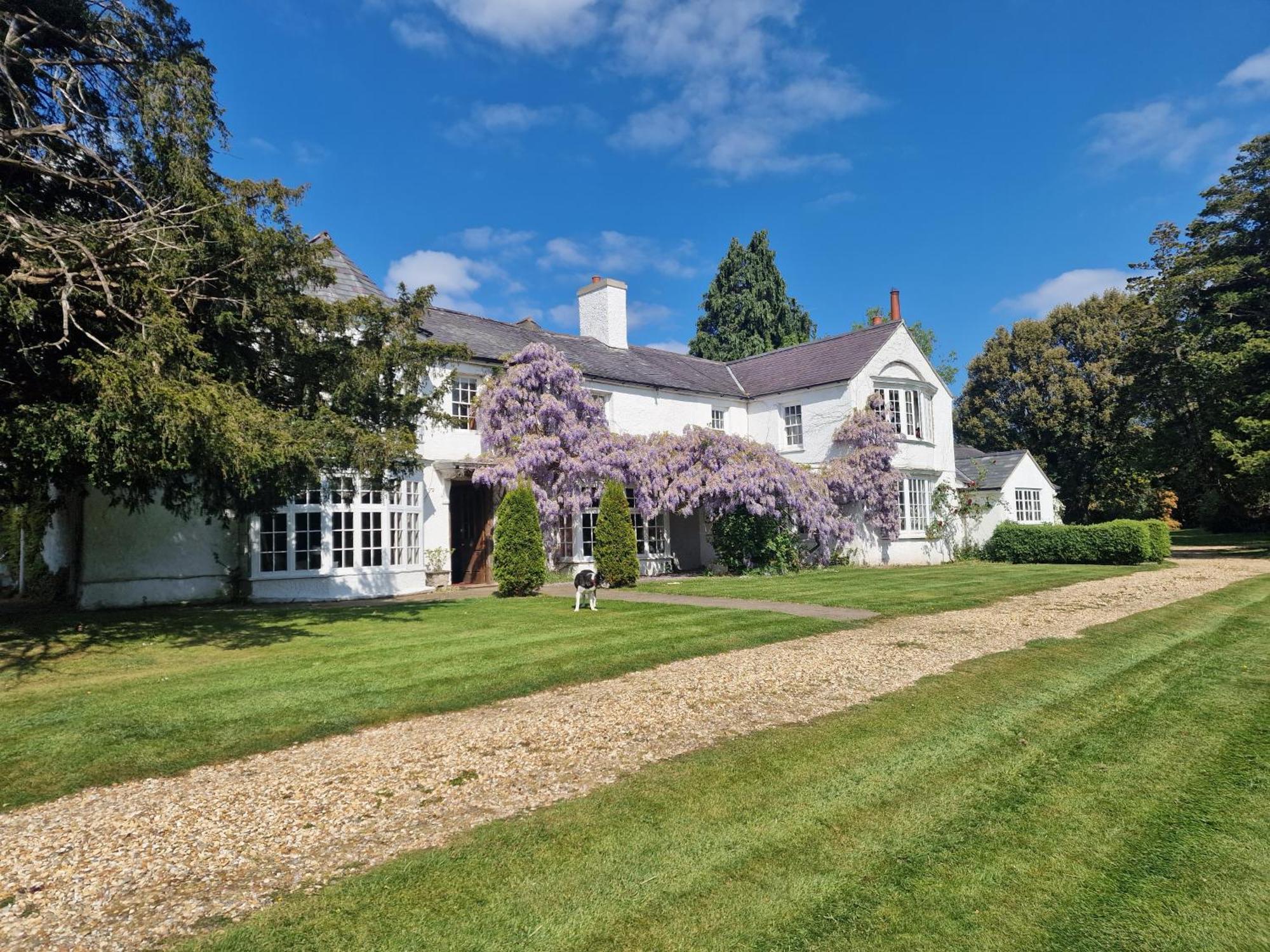 Glyn Isa Country House B&B And Self Catering Apartments Conwy Buitenkant foto
